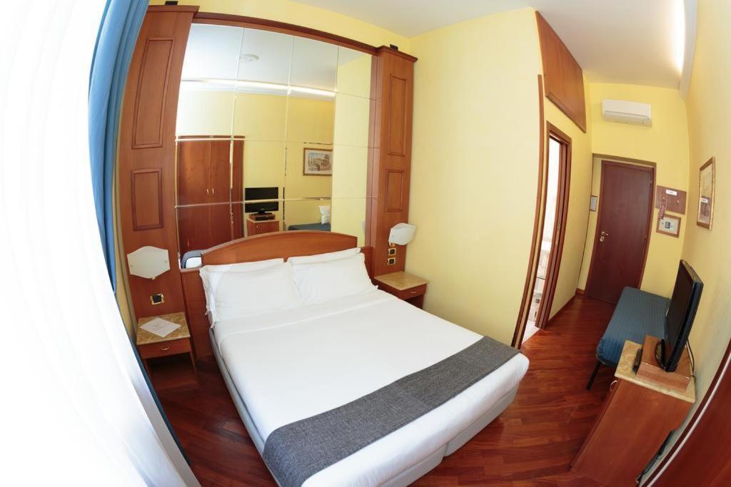 3Rd Floor 69 Manin Street Hotel Roma Ngoại thất bức ảnh