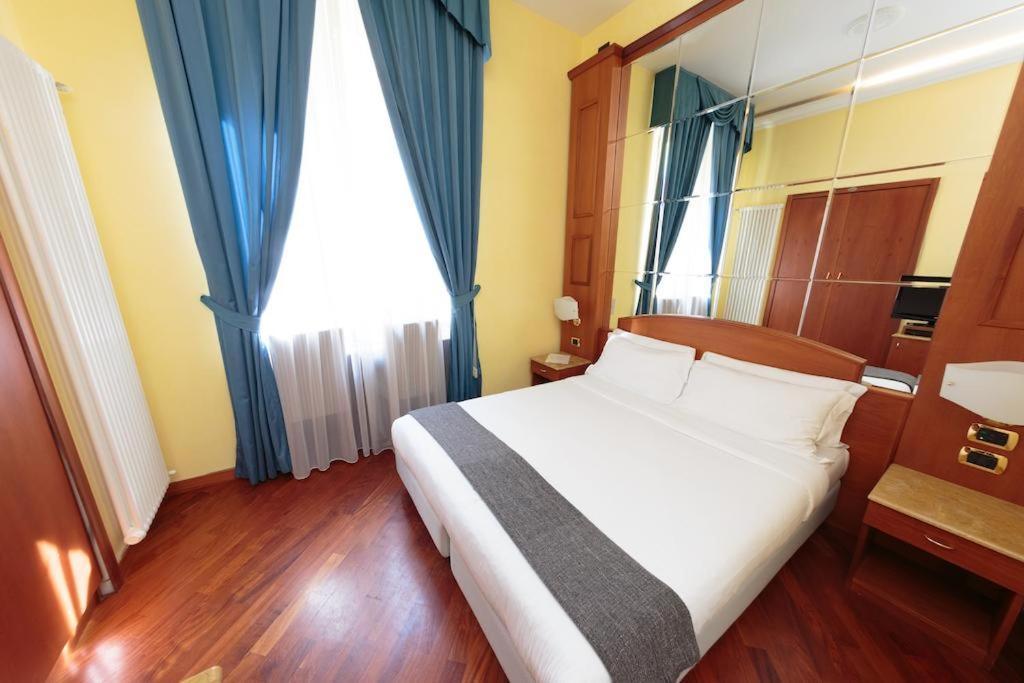 3Rd Floor 69 Manin Street Hotel Roma Ngoại thất bức ảnh